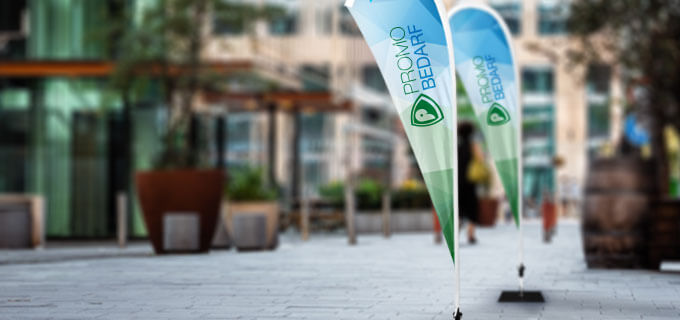 Beachflags mit Logo für Bar bedrucken